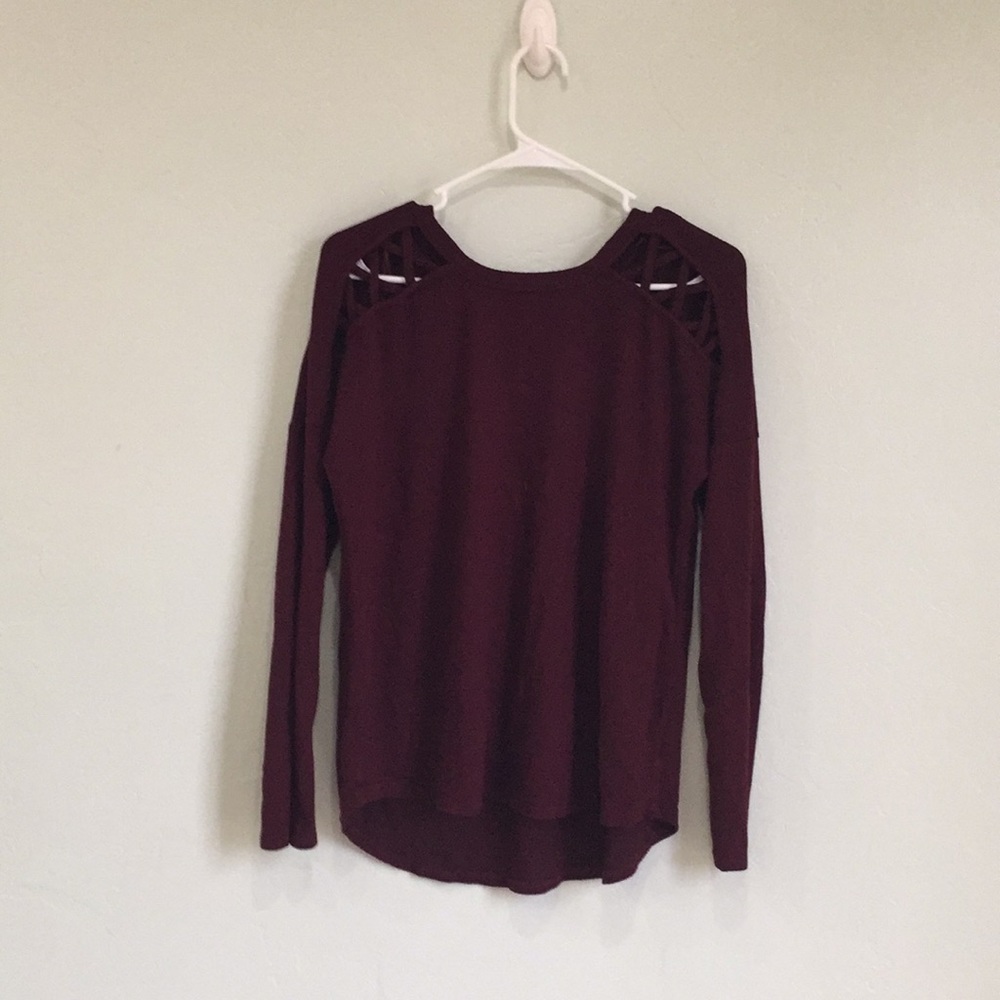 Maroon long sleeved sweater